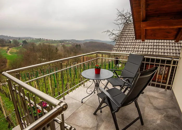 Vineyard Majolka Feriehus